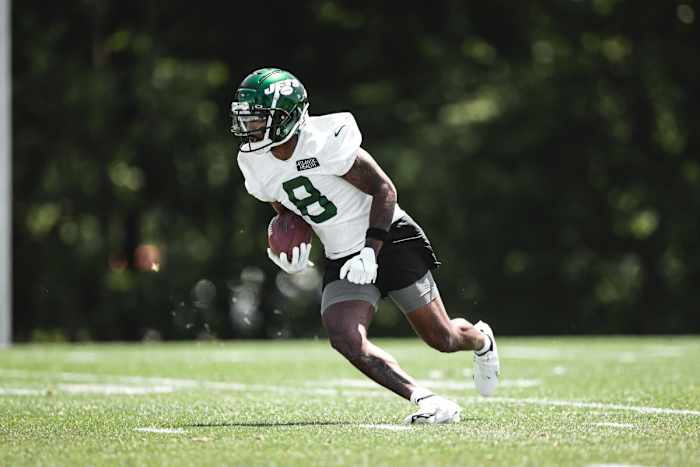 Jets rookie wide receiver Elijah Moore